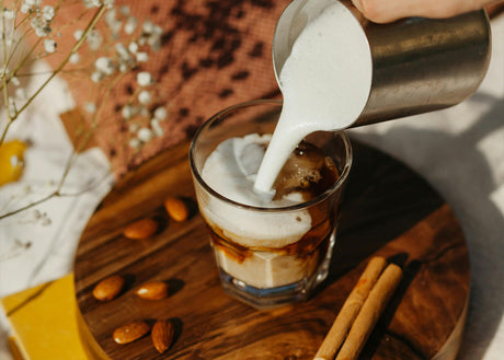 L’art des recettes glacées maison avec votre machine à espresso Jura