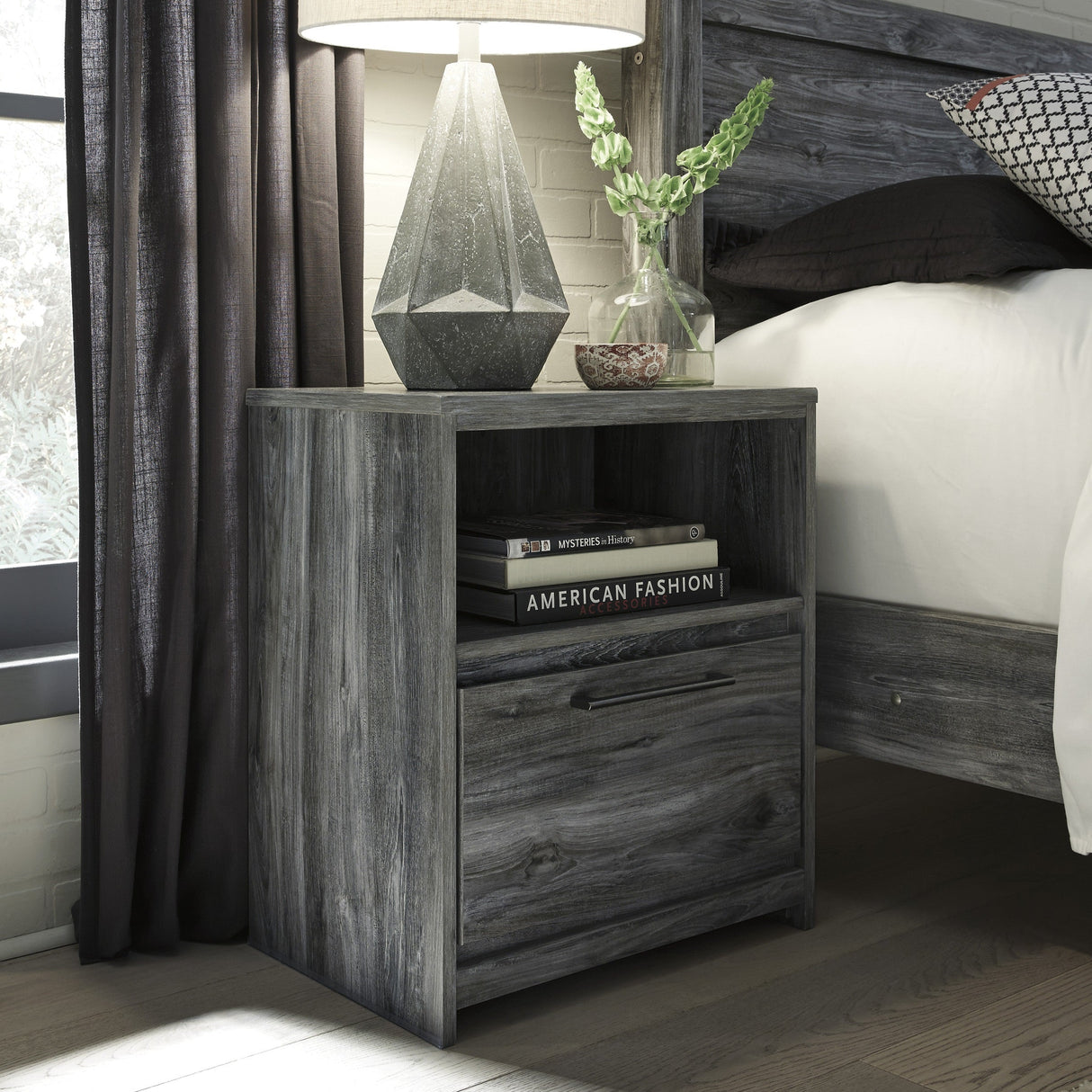 Table de chevet Gris antique en bois - Baystrom