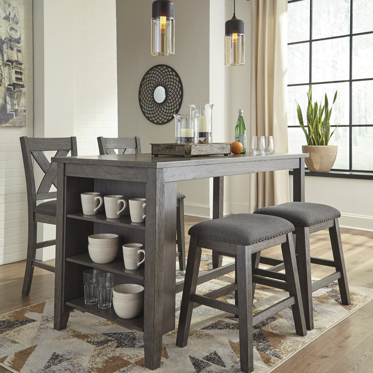 Table de salle à manger style bistro en bois gris - Caitbrook