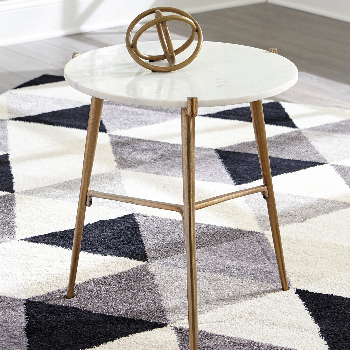 Table d'appoint ronde en marbre blanc - Chadton