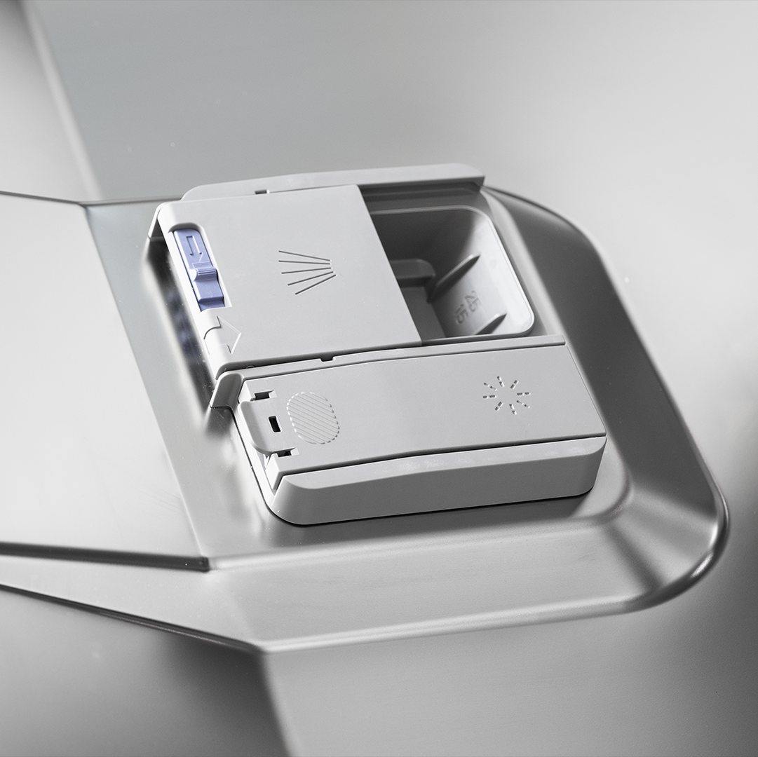 Lave-vaisselle encastrable 24 po, 45 dBA Inox 3 paniers avec Système de filtration européen à 3 voies - Série Professionnelle
