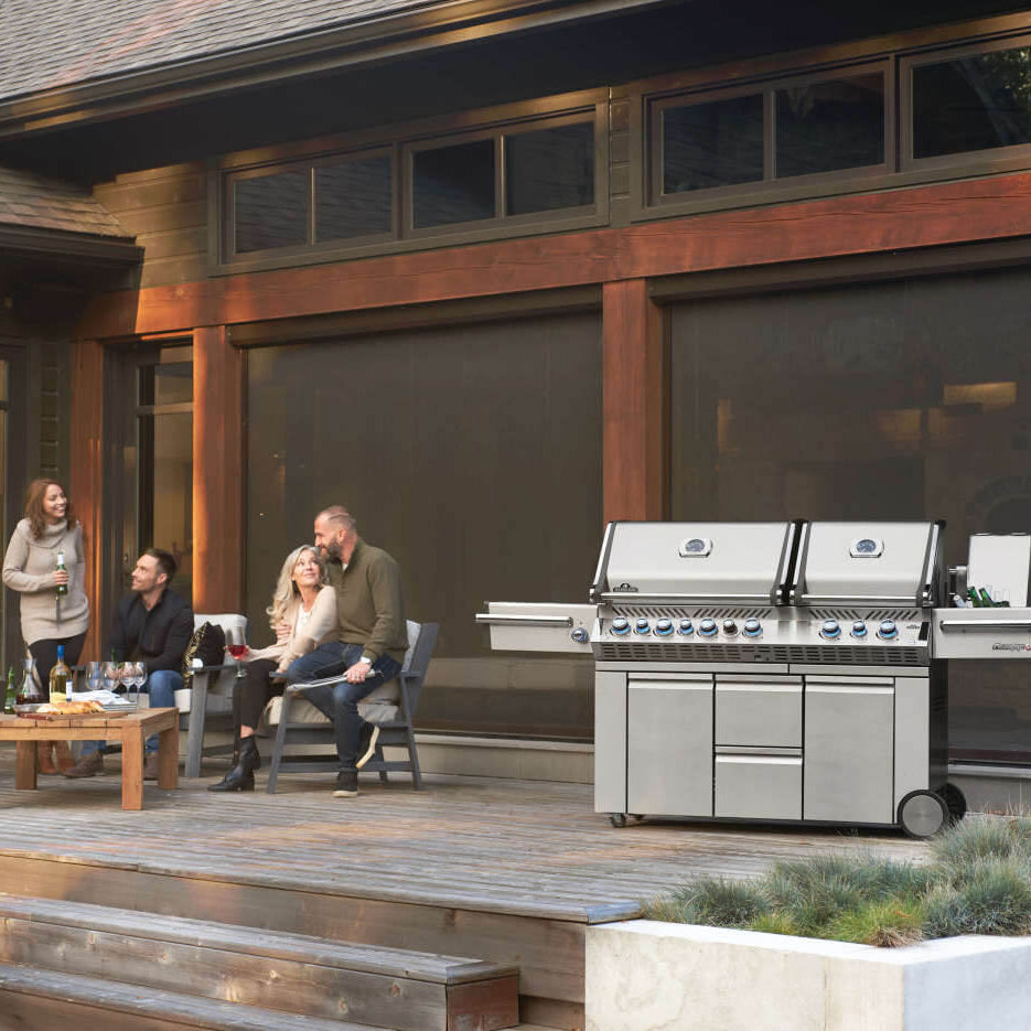 Barbecue au gaz naturel 123 000 BTU - Classique Prestige® PRO 825 RSBI