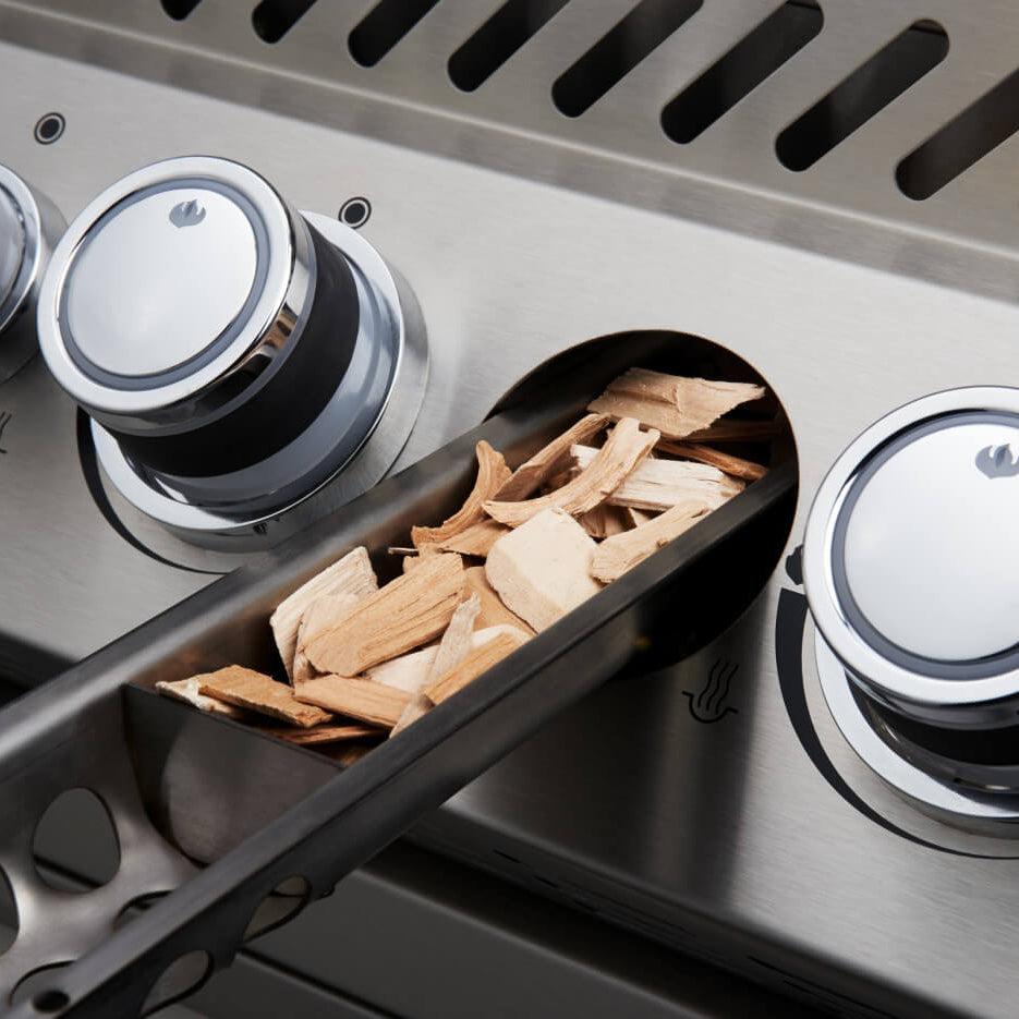 Barbecue au gaz naturel encastrable 86 000 BTU - Prestige® PRO 665 RB