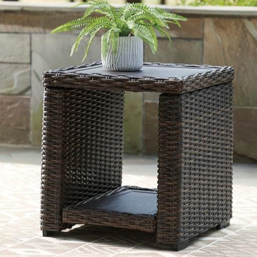 Table d'appoint extérieure en résine tressée brune - Grasson Lane