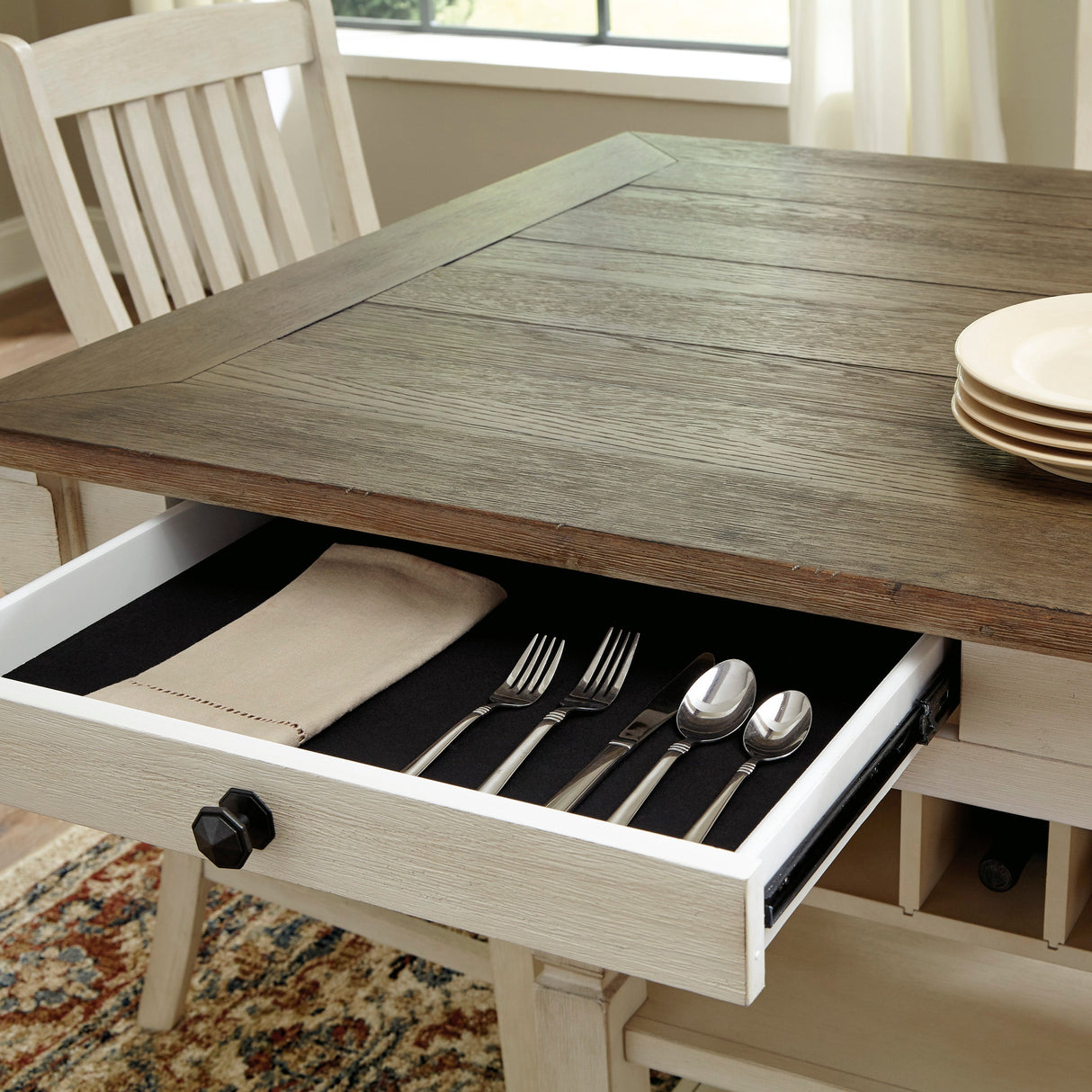 Table de salle à manger rectangulaire en bois bicolore avec rangement - Bolanburg