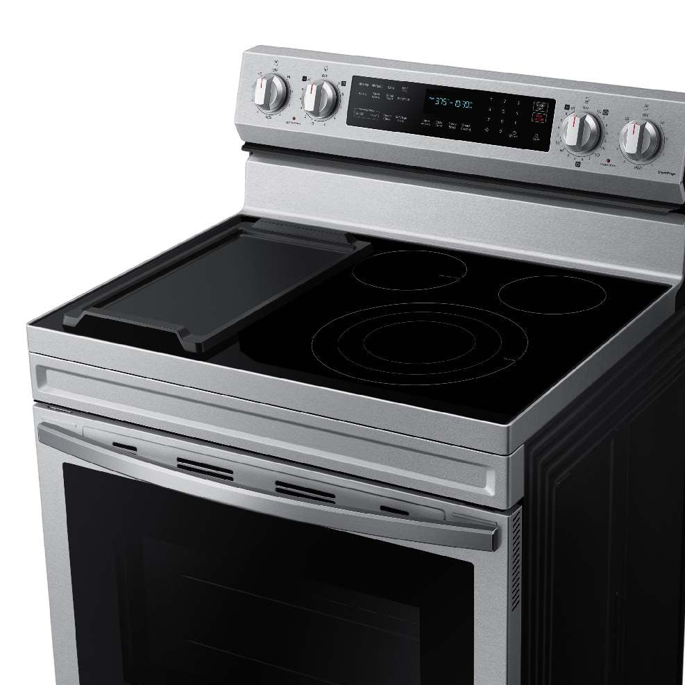 Cuisinière électrique 30 po, 6,3 pi³ Inox avec Convection véritable, Air Fry et Wi-Fi