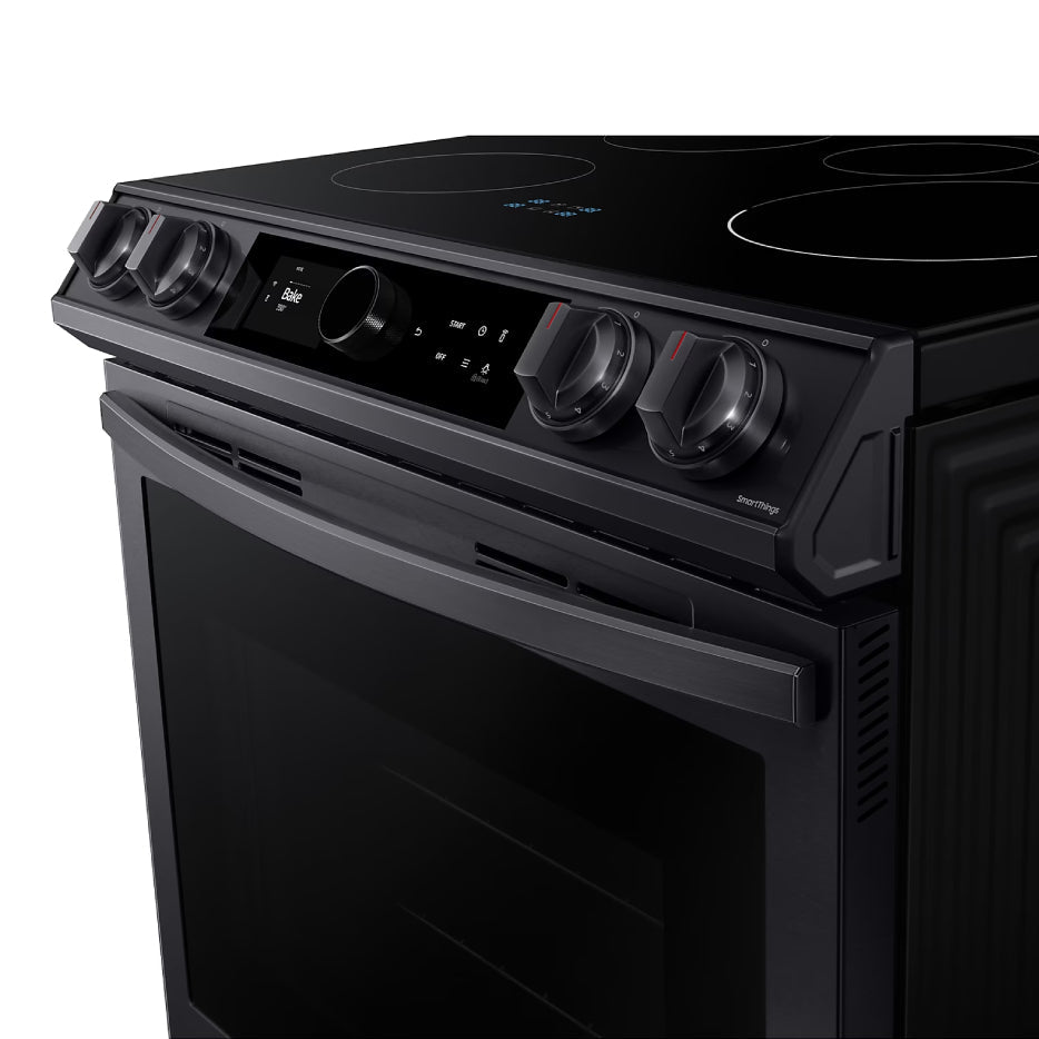 Cuisinière à induction encastrable 30 po, 6,3 pi³ Inox noir avec Air Fry et Convection véritable