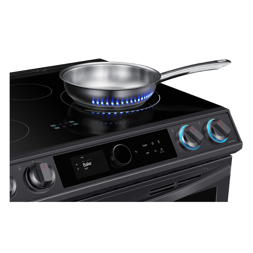 Cuisinière à induction encastrable 30 po. 6,3 pi³ Noir Air Fry