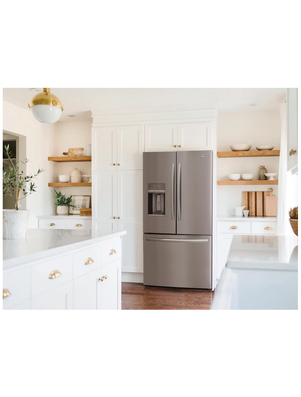 Réfrigérateur porte française 36 po, 27,8 pi³ Inox - Frigidaire Gallery avec distributeur d'eau