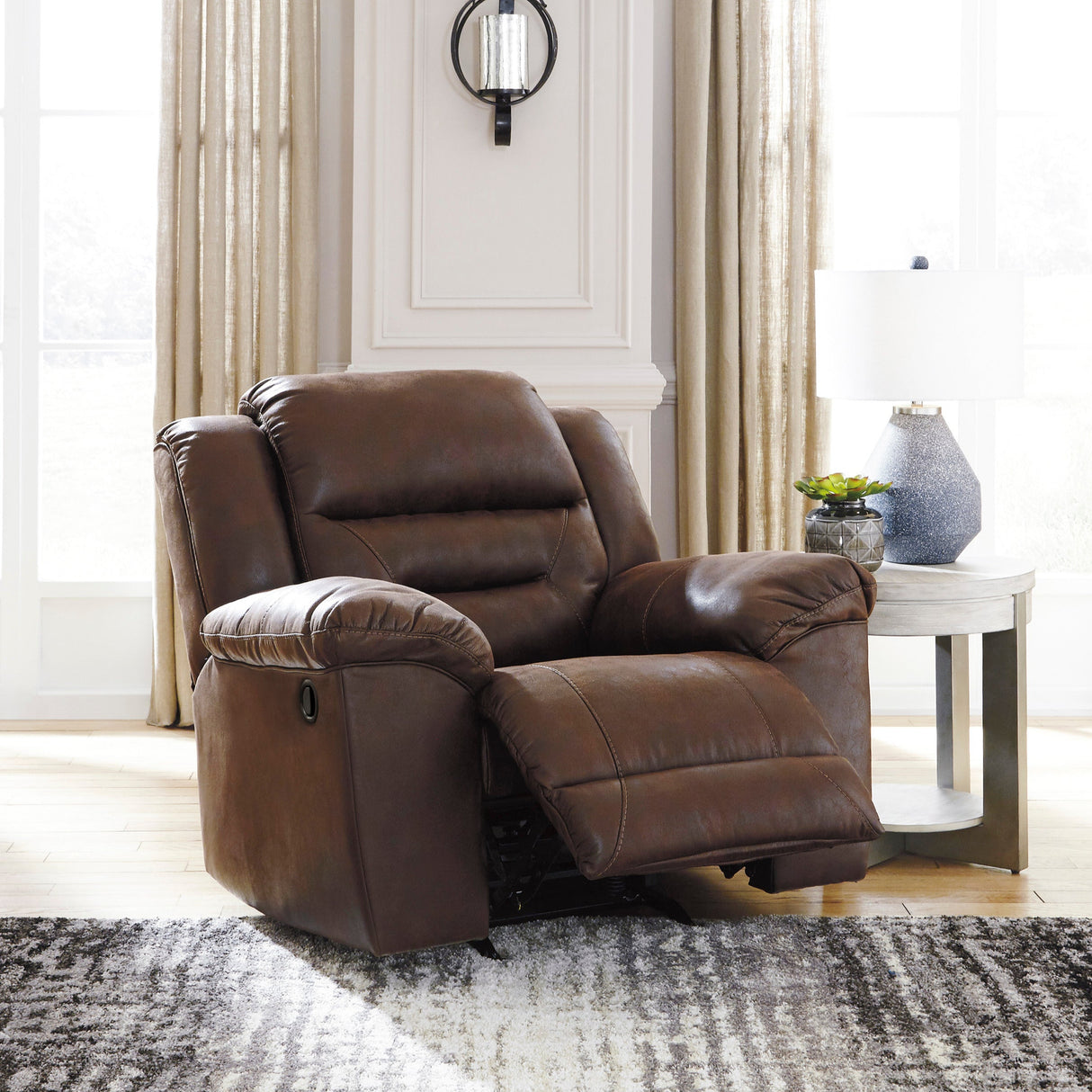 Fauteuil berçant et inclinable aspect cuir - Stoneland