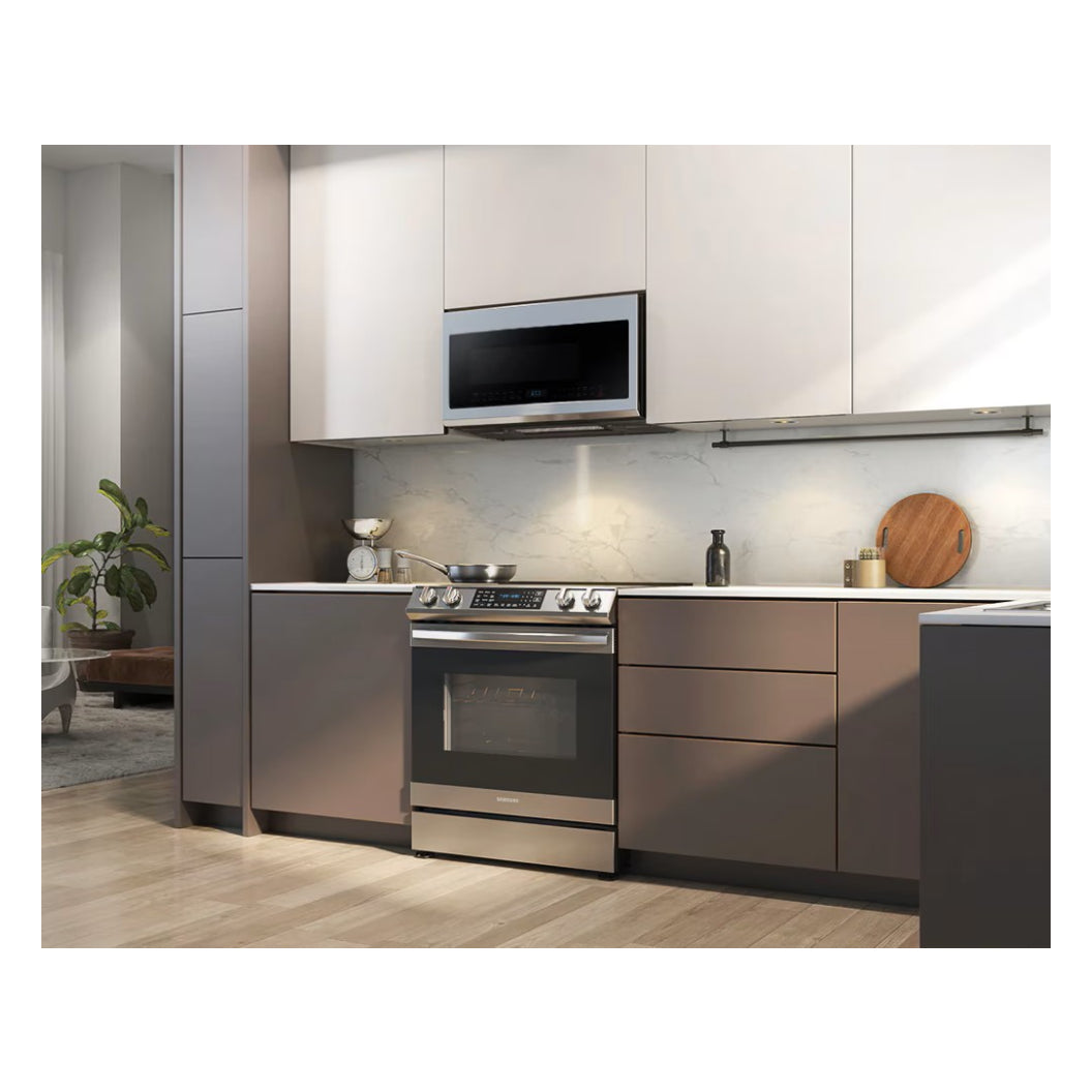 Cuisinière à induction encastrable 30 po 6,3 pi³ Inox - Air Fry et brûleur de 3800 W