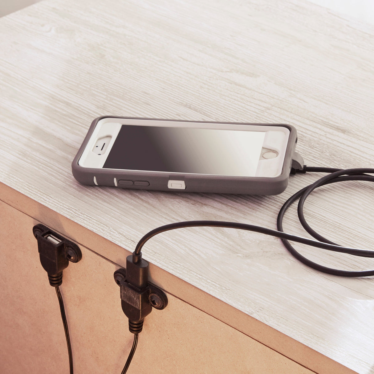 Table de chevet à 2 tiroirs en bois/MDF blanc usé - Paxberry