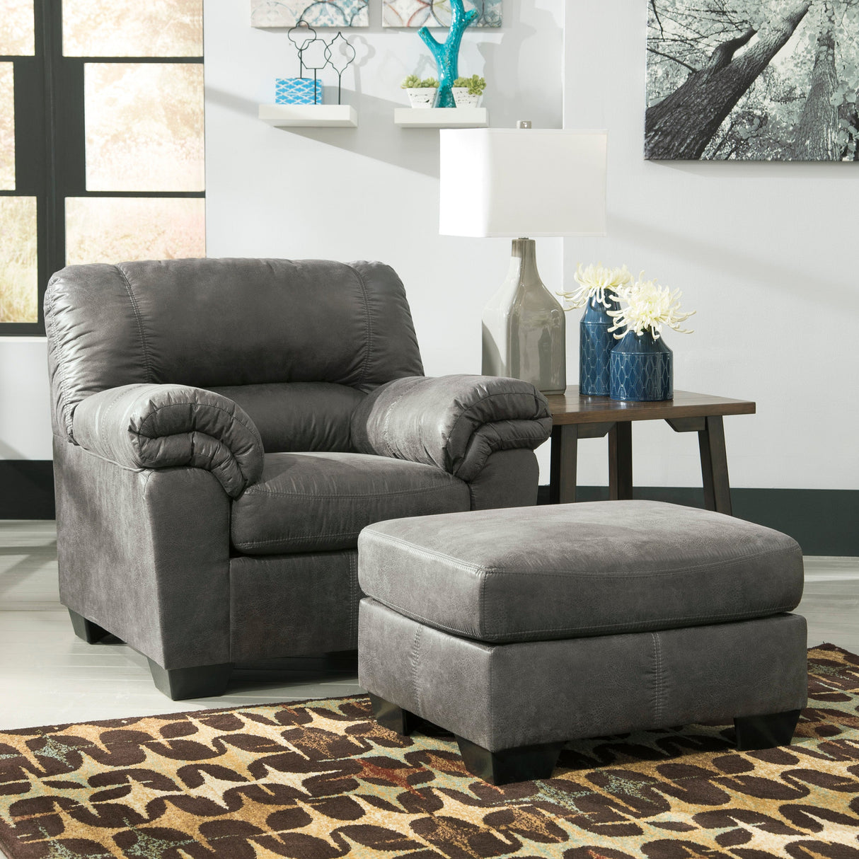 Fauteuil aspect cuir gris foncé - Bladen