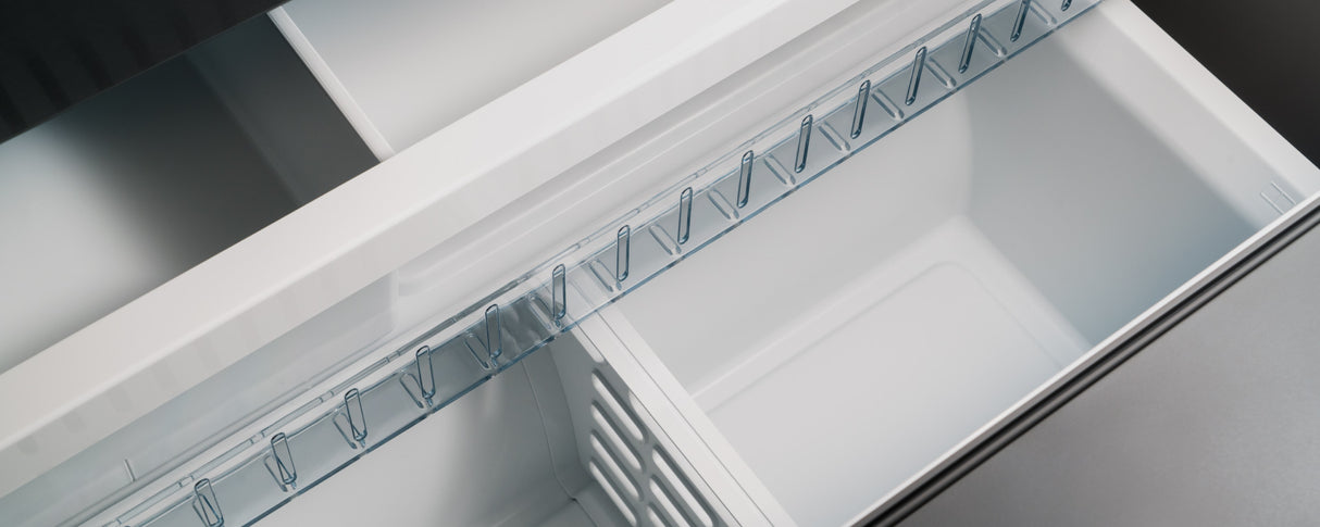 Réfrigérateur porte française 36 po, 21,6 pi³ Inox - Série Master avec distributeur d'eau et machine à glaçons