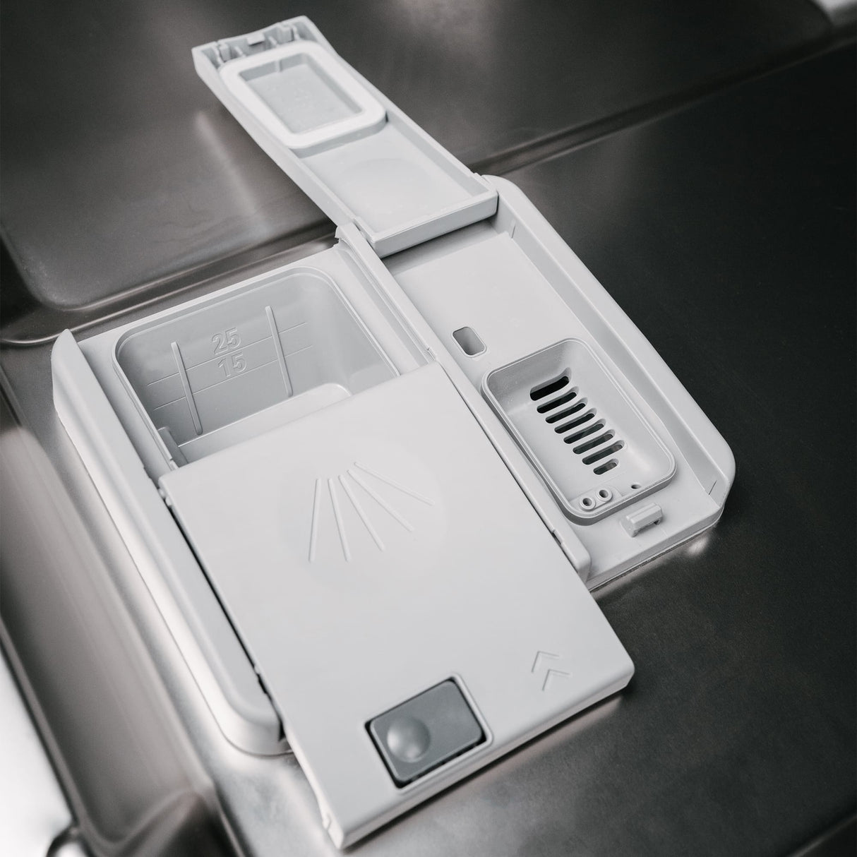 Lave-vaisselle encastrable 18 po. 51 dBA - DDW18D1E