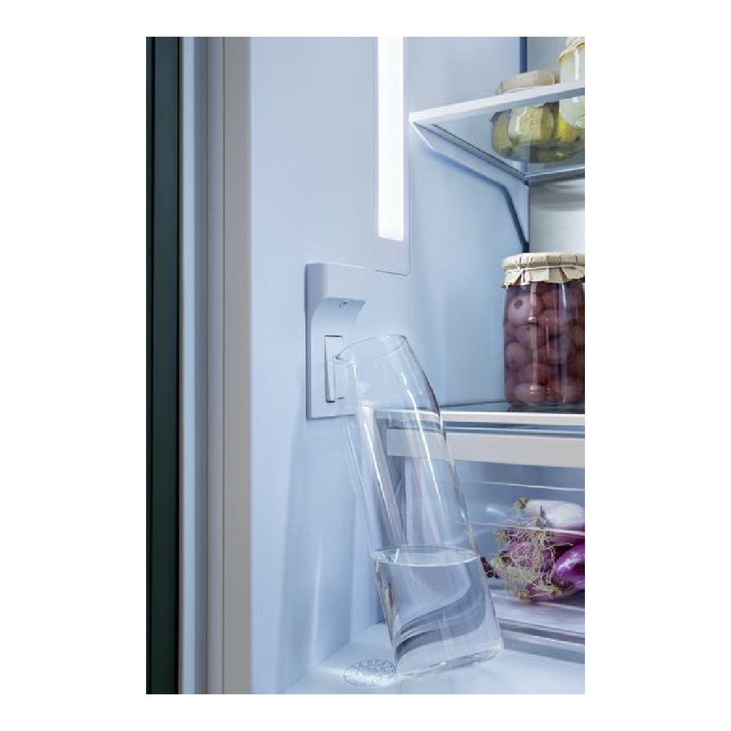Réfrigérateur encastrable, congélateur bas 36 po, 19,7 pi³ Panneau requis - Série Heritage avec distributeur d'eau et machine à glaçons