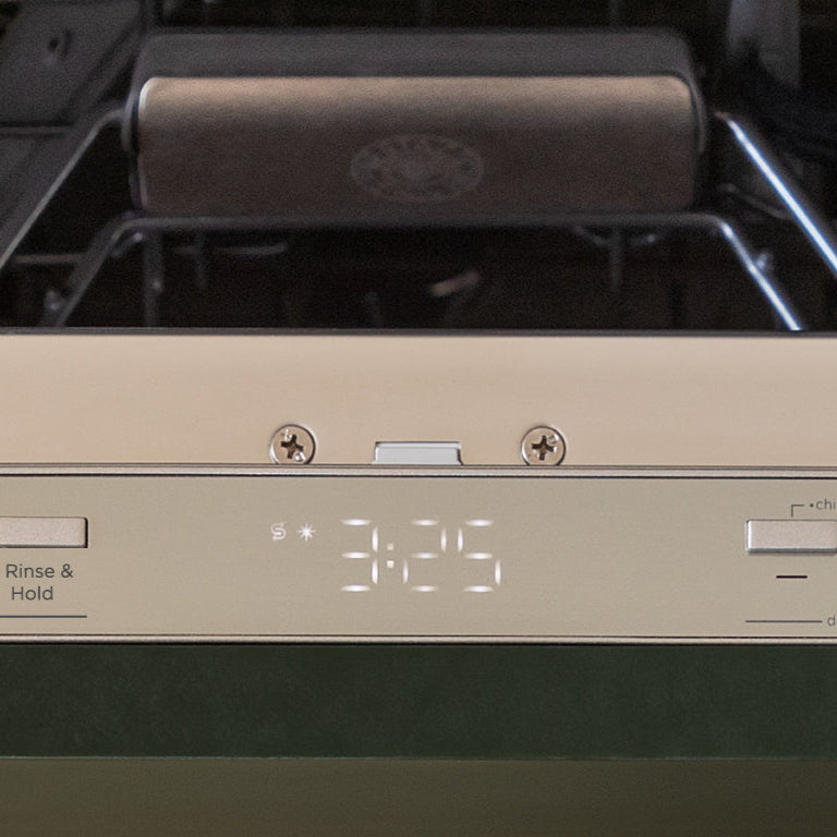 Lave-vaisselle encastrable 24 po, 39 dBA Inox 3 paniers avec PowerDry Plus - Série Professionnal