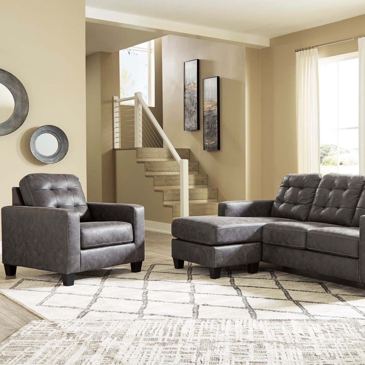 Fauteuil aspect cuir gris foncé - Venaldi