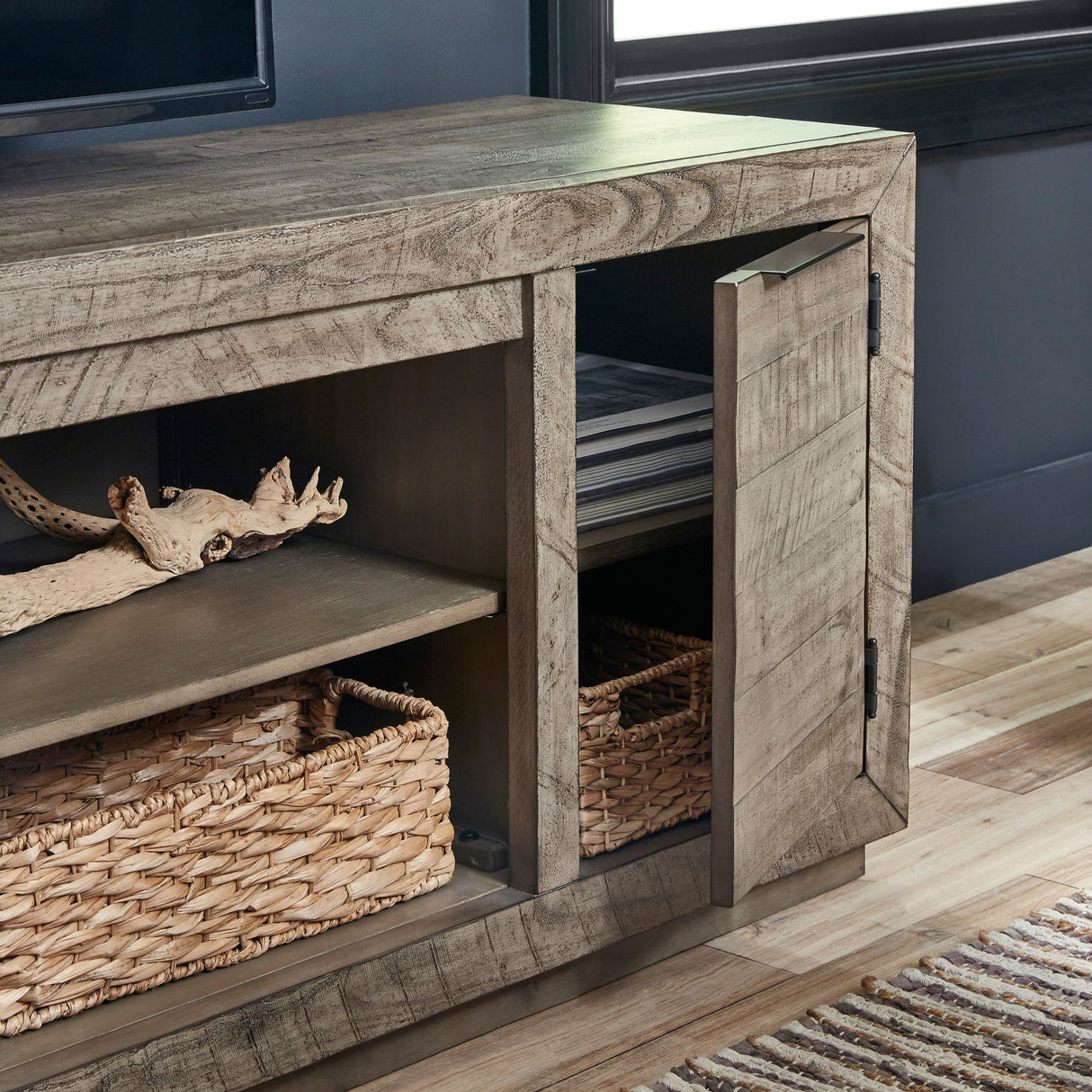 Meuble de télévision avec option de foyer électrique - Krystanza