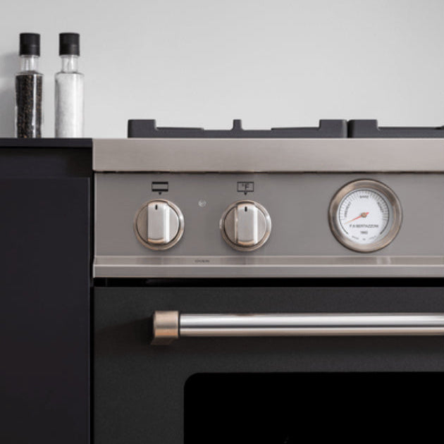 Cuisinière biénergie 36 po, 5,9 pi³ avec Convection double et Brûleurs MonoBloc - Série Master