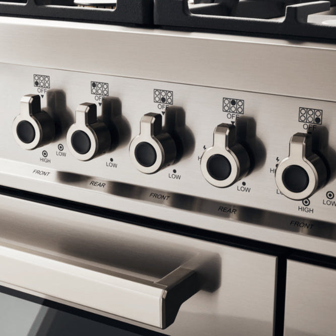 Cuisinière double à induction 48 po, 4,6 pi³ / 2,4 pi³ avec Air Fry et Autonettoyant - Série Professional