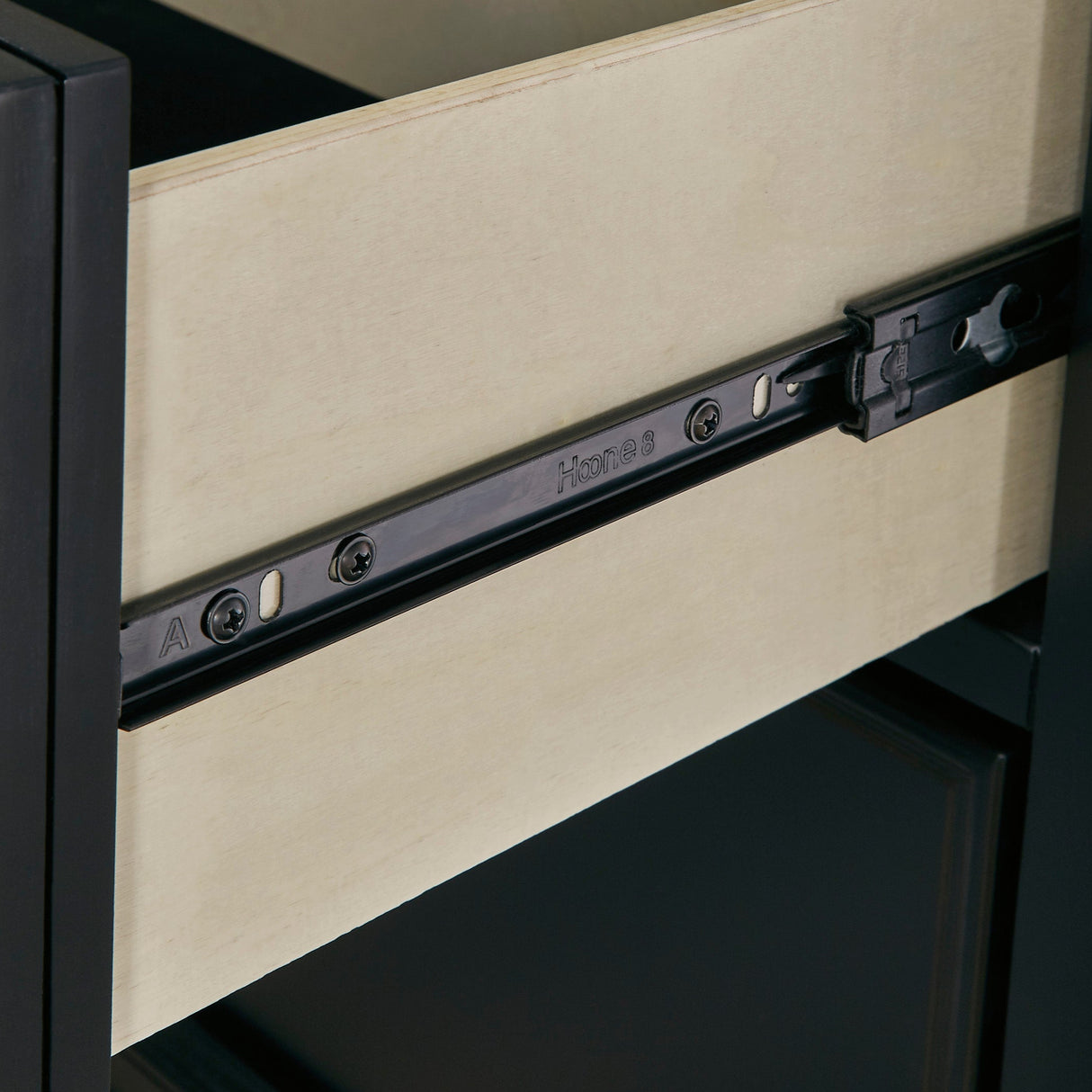 Bureau à 7 tiroirs en bois et placage noir - Lanolee