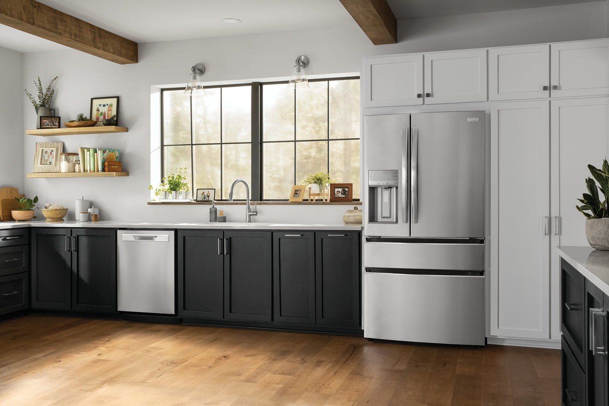 Réfrigérateur porte française 36 po, 26,3 pi³ Inox 4 portes avec distributeur externe d'eau et machine à glaçons