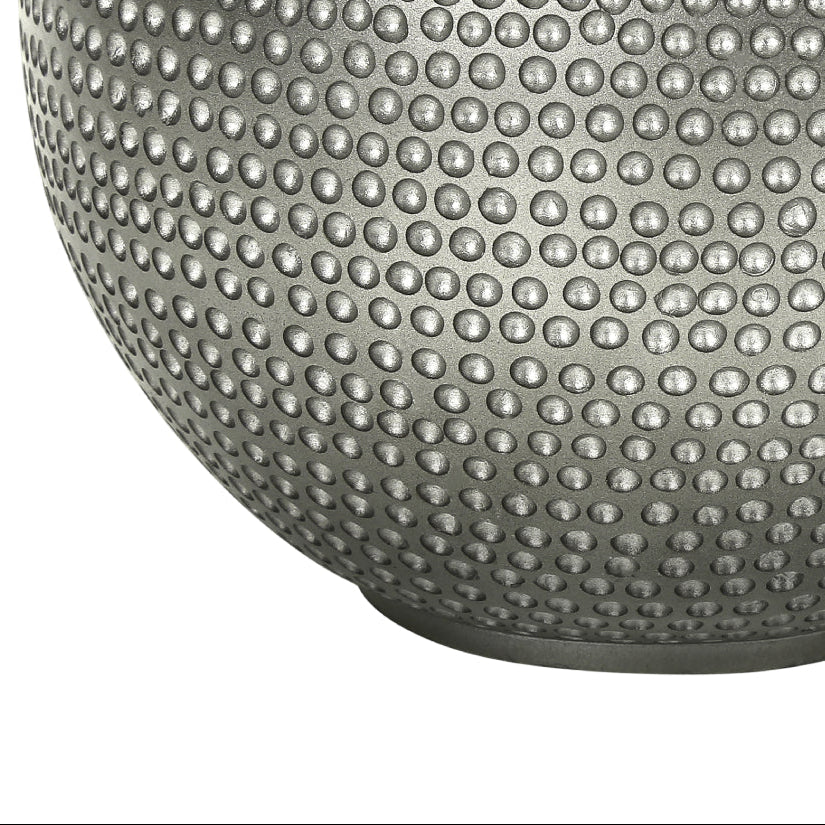 Lampe de table en résine grise texturée en forme de globe 19 po - I 9653