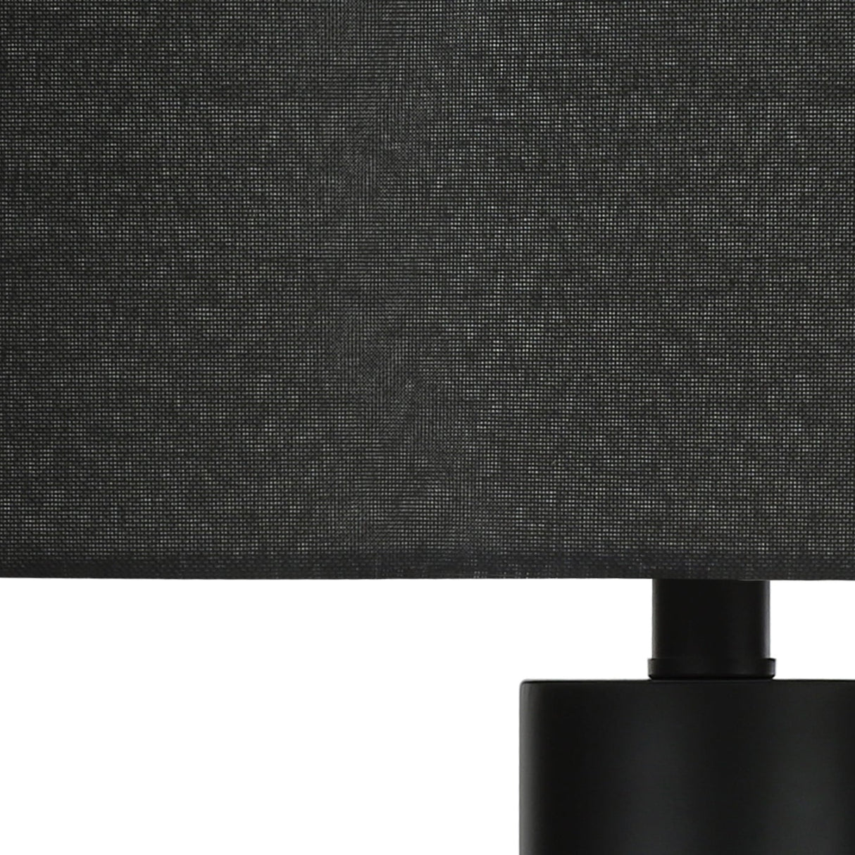 Lampe de table en métal noir 28 po.