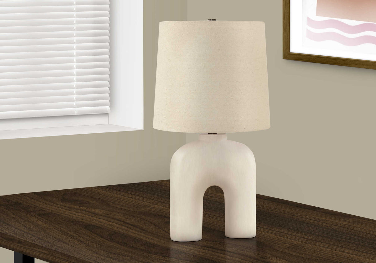 Lampe de table en résine crème 25 po.