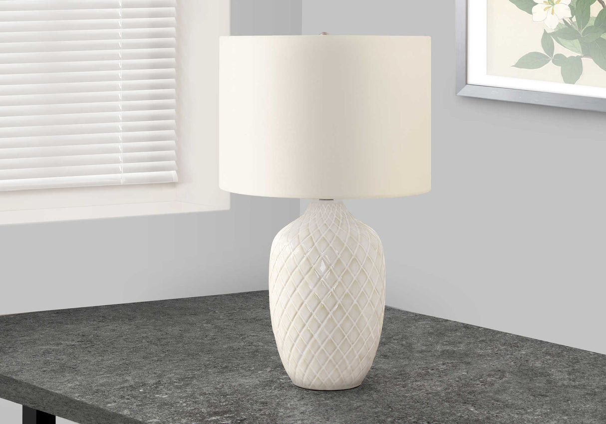 Lampe de table en céramique blanc crème 25 po.