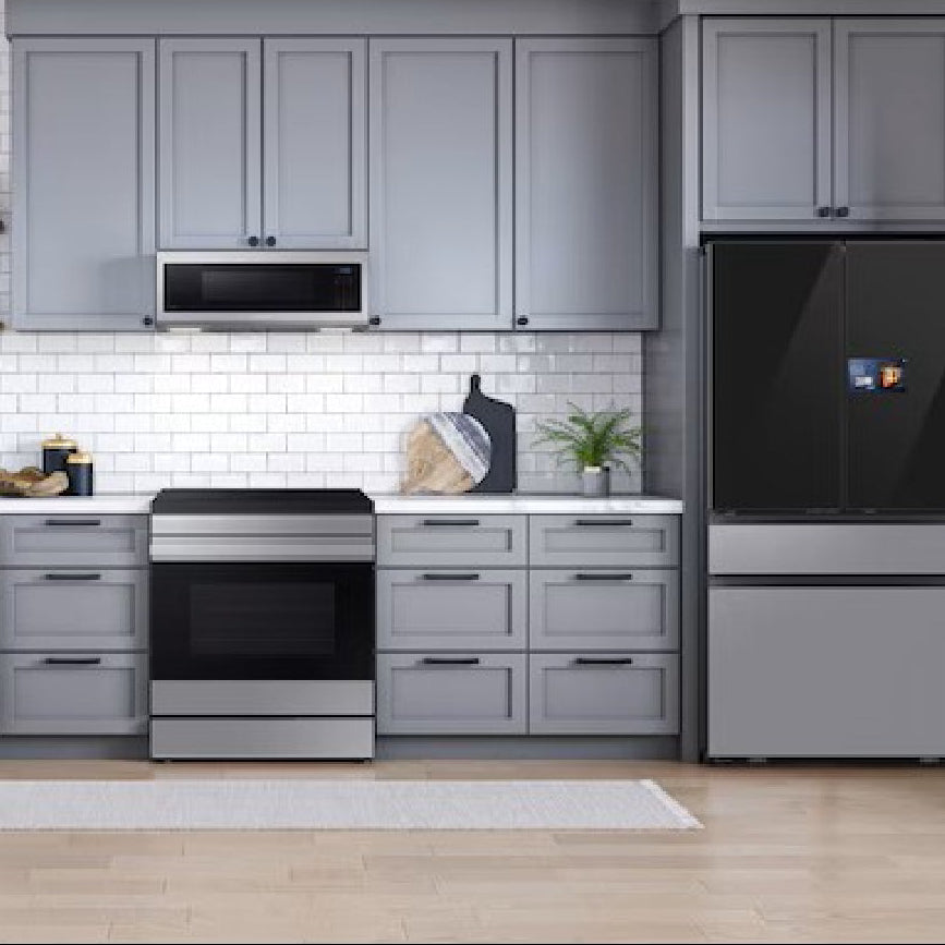 Cuisinière à induction encastrable 30 po, 6,3 pi³ Inox avec Air Fry et Air Sous Vide