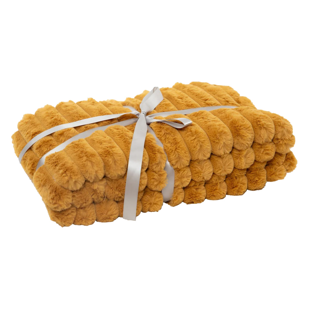 Jeté 50 x 60 po en fausse fourrure - Raya