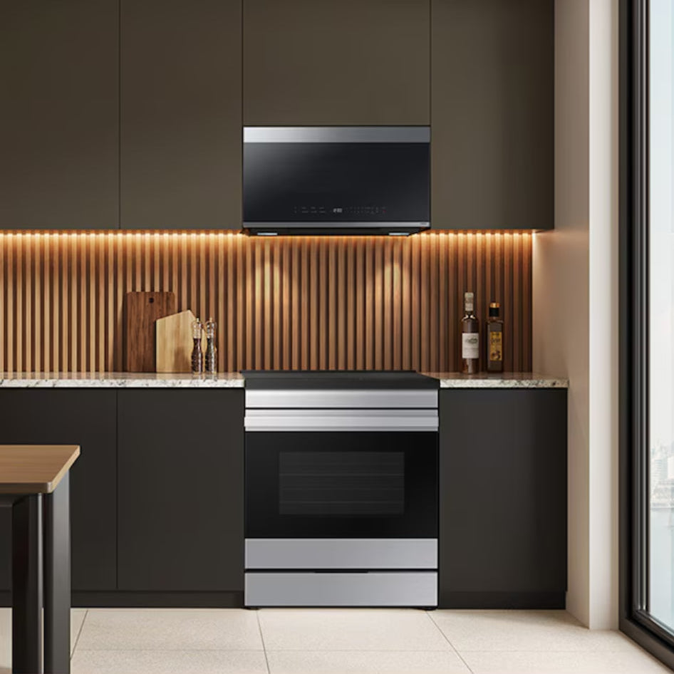 Cuisinière à induction encastrable 30 po, 6,3 pi³ Inox avec AI, Air Fry et Air Sous Vide