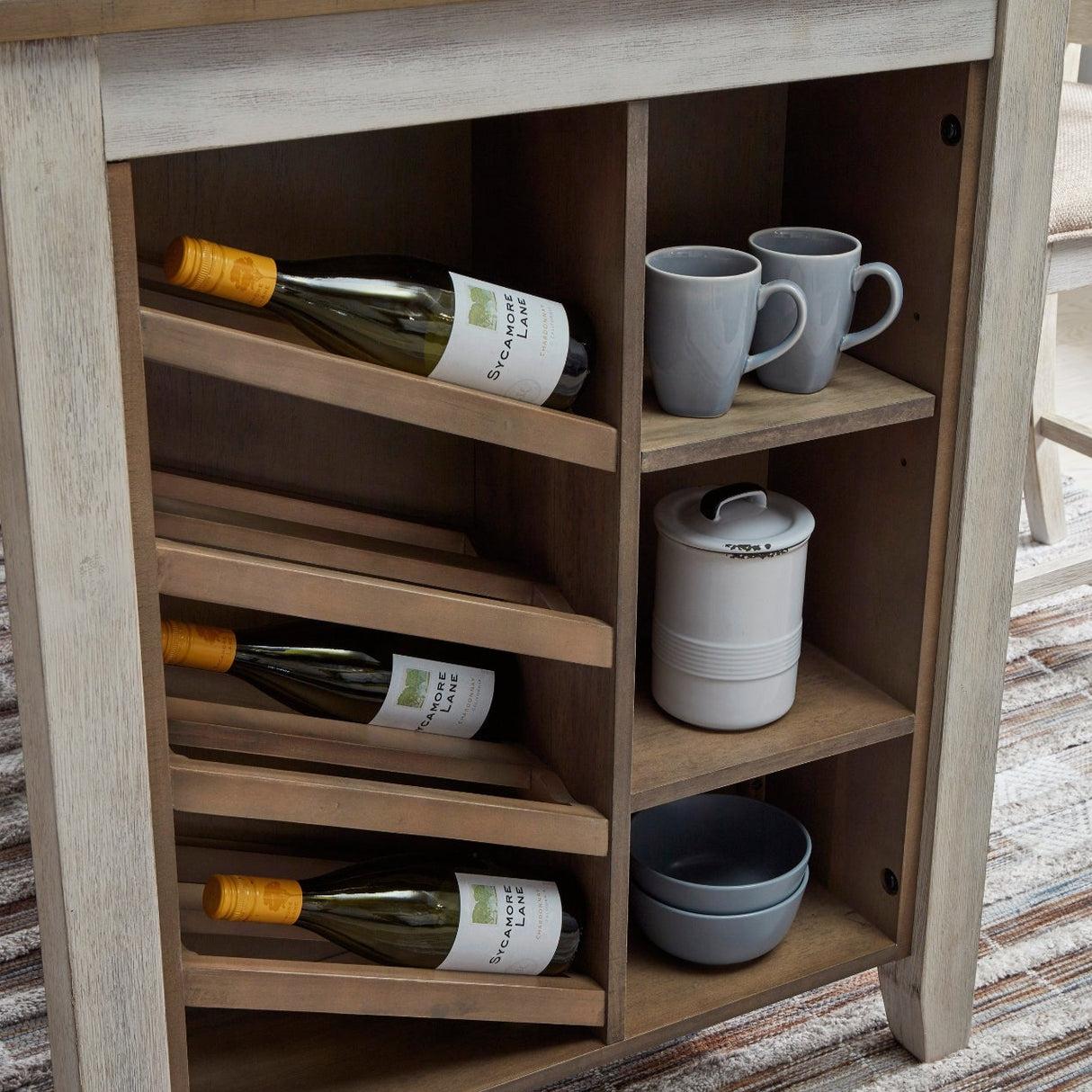 Table de salle à manger style bistro en bois bicolore avec rangement - Skempton