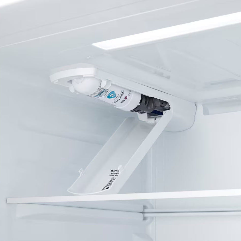 Réfrigérateur à portes françaises 33 po, 24,5 pi³ 3 portes avec Distributeur externe Slim SpacePlus™ et Wi-Fi