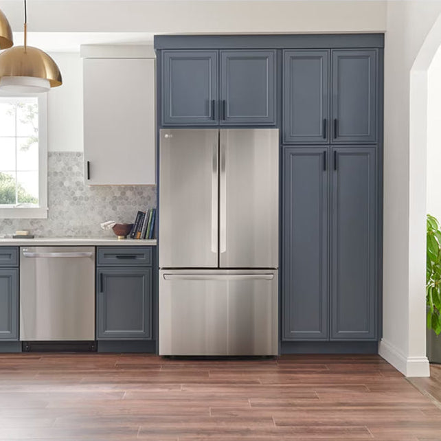Réfrigérateur à portes françaises, profondeur comptoir 36 po, 26,5 pi³ Inox avec Système Door-in-Door et Machine à glaçons