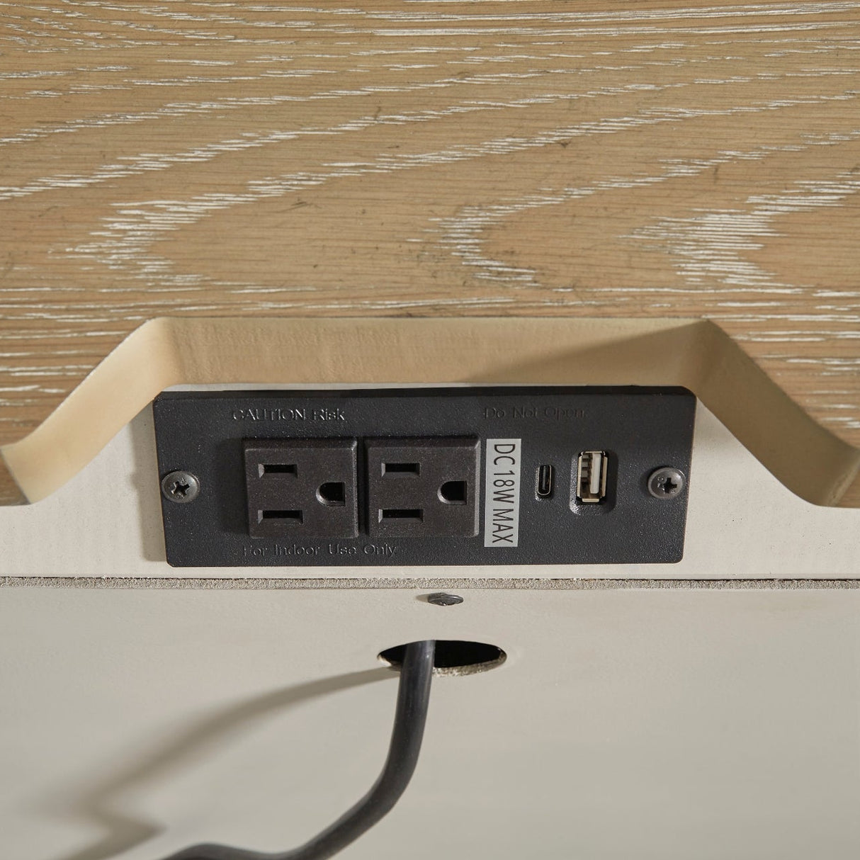 Table de chevet en bois/placage bicolore avec 2 tiroirs - Shaybrock