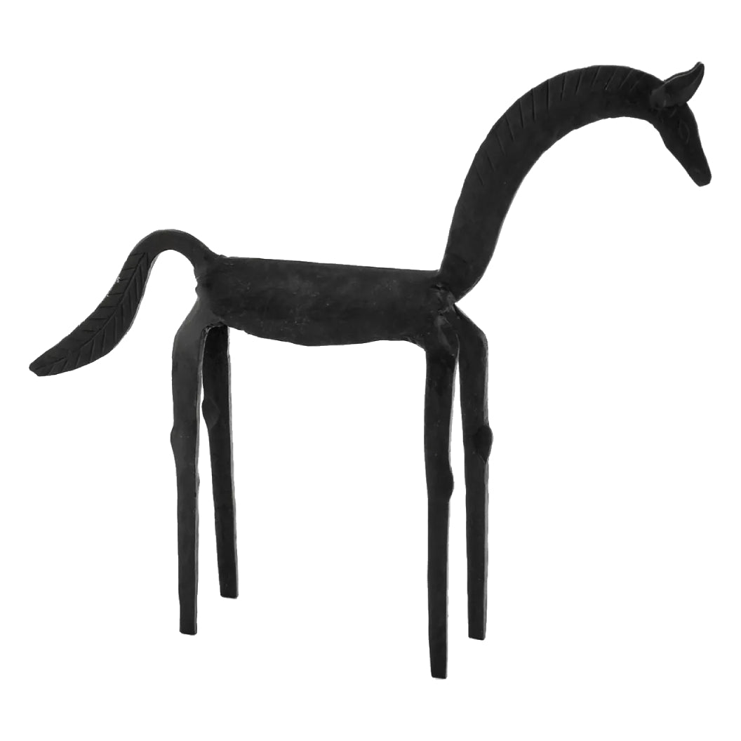 Sculpture en forme de cheval en fer noir