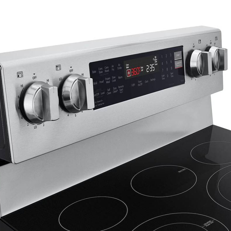Cuisinière électrique 30 po, 6,3 pi³ Inox avec Convection ProBake®, Air Sous Vide et InstaView®