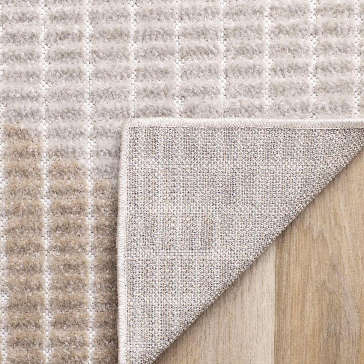 Tapis 5 pi x 8 pi - Alta