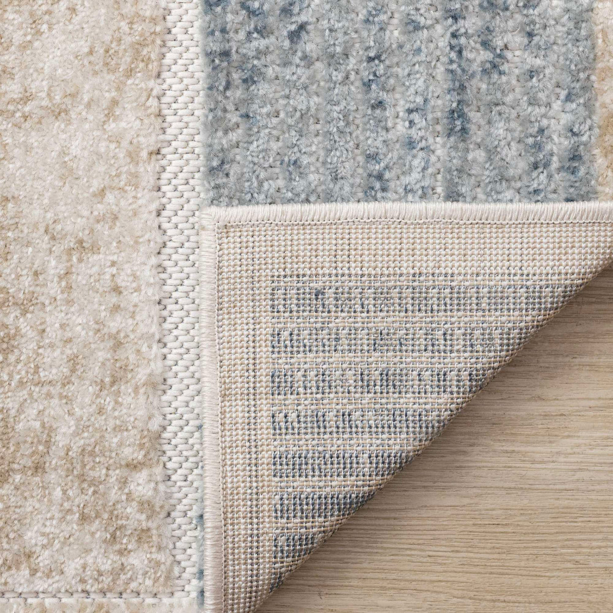 Tapis 5 pi x 8 pi - Alta