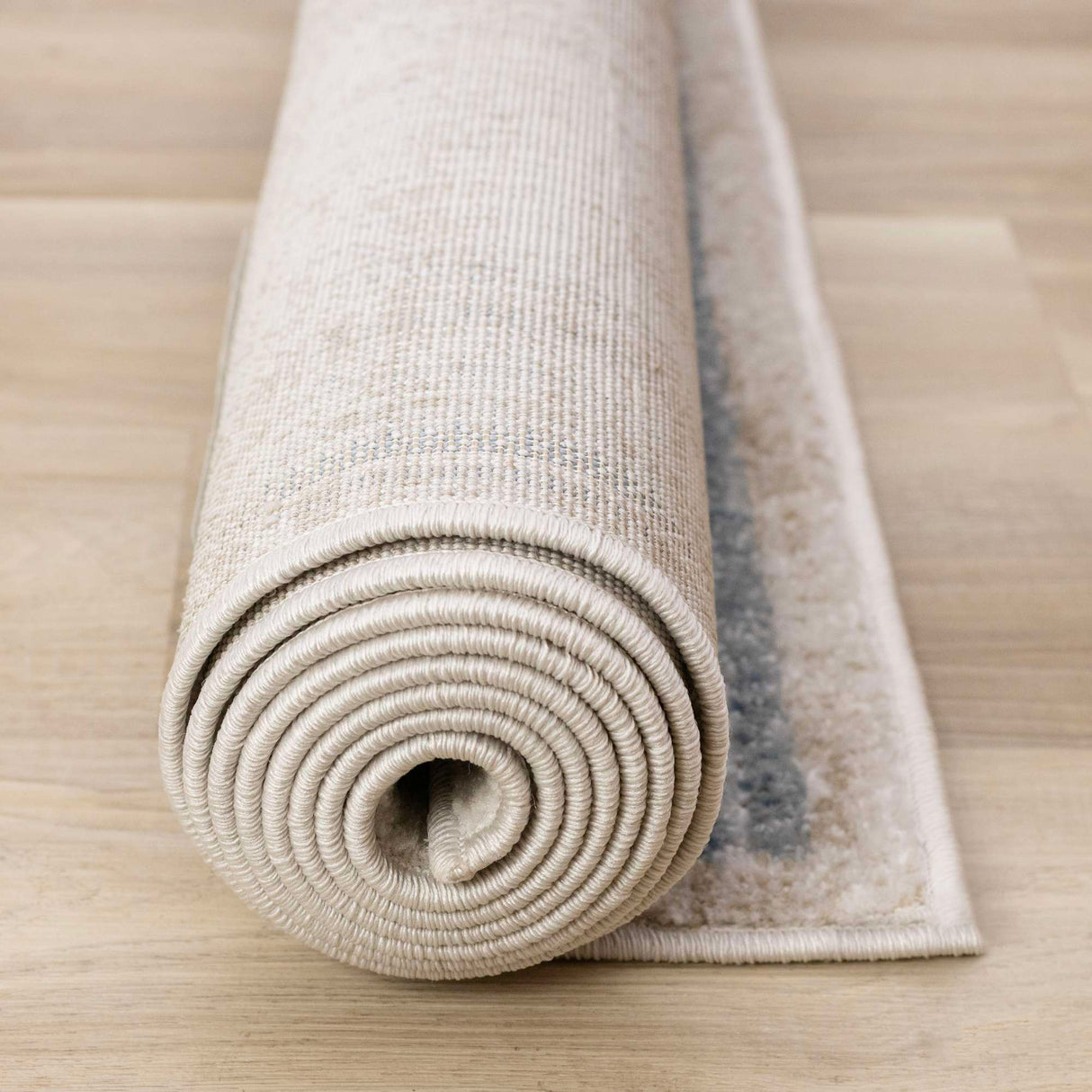 Tapis 5 pi x 8 pi - Alta