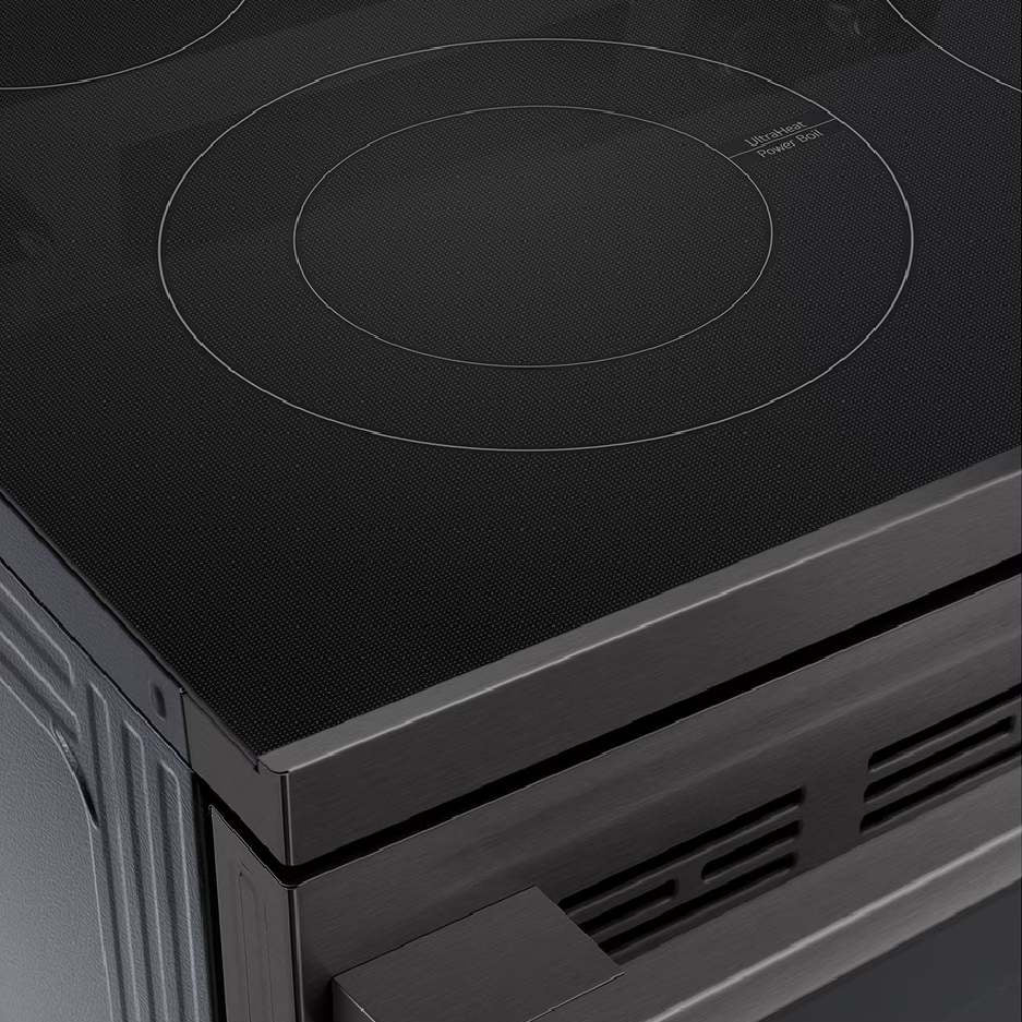 Cuisinière électrique 30 po, 6,3 pi³ Inox noir avec Convection ProBake®, Air Fry et Wi-Fi