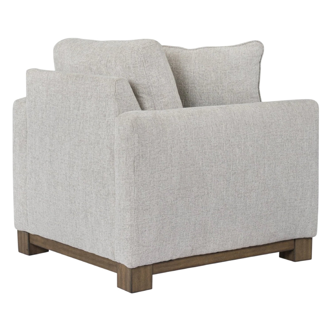 Fauteuil en tissu gris pâle avec coussin - MarinaMae