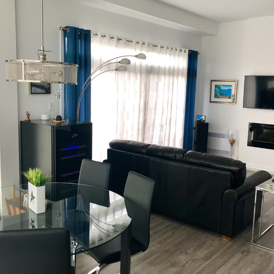 Cellier 24 po, 89 bouteilles Noir - Gamme Black Pearl avec Wi-Fi