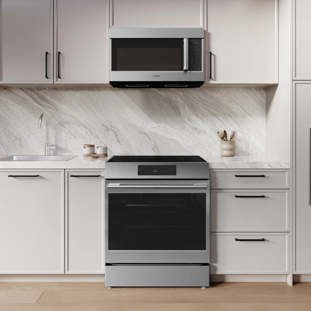Cuisinière à induction encastrable 30 po, 5,8 pi³ Inox avec Anneau puissant "Boost" - Série 500