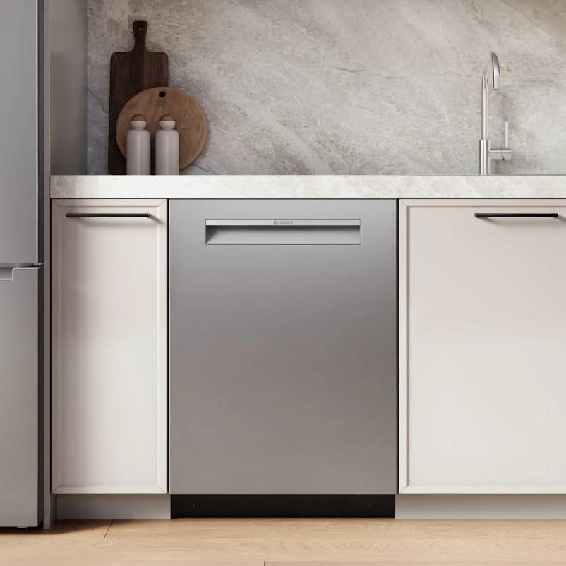 Lave-vaisselle encastrable 24 po, 46 dBA 3 paniers avec Zone Wash et Wi-Fi - Série 300