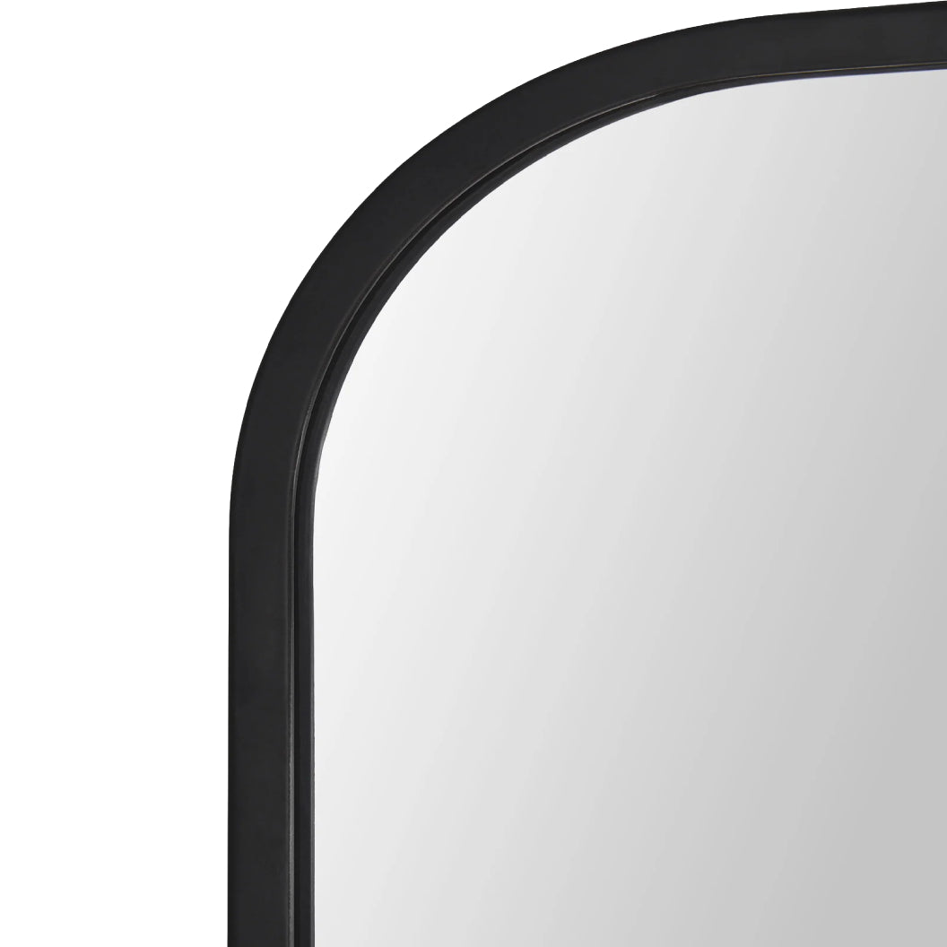 Miroir avec un cadre en fer noir mat 24 x 36 po - Jackline