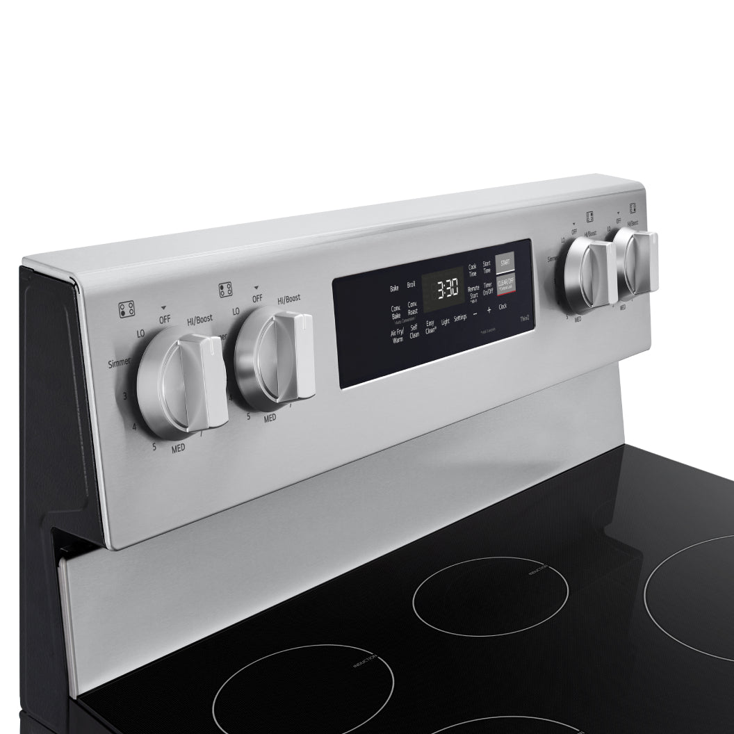 Cuisinière à induction 30 po, 6,3 pi³ Inox avec convection Probake, Air Fry et Wi-Fi